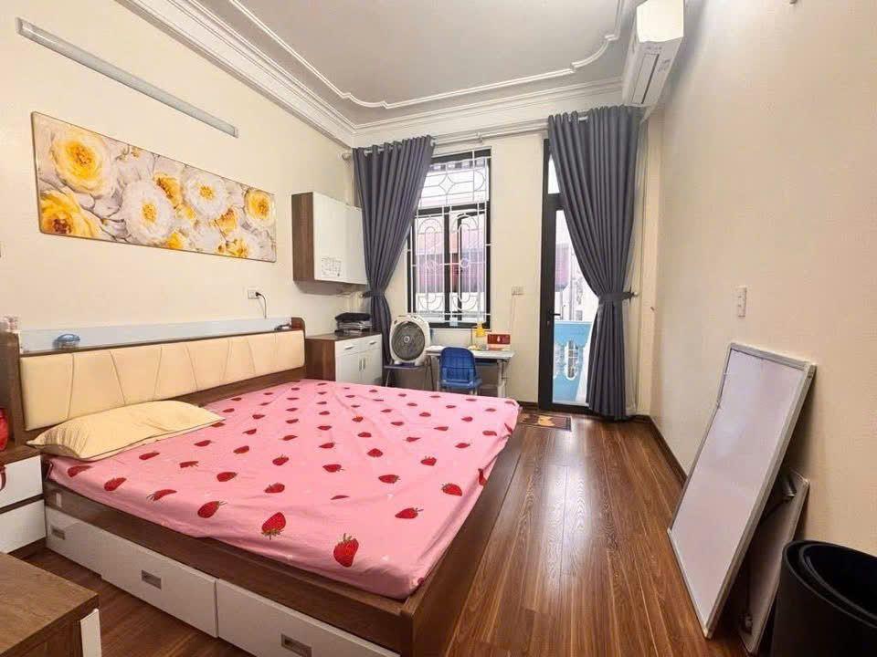 CHÍNH CHỦ CẦN BÁN CĂN  NHÀ 35M2 X 5T TẠI NGÕ 250 PHỐ KIM GIANG GIÁ CHỈ 6 TỶ 250