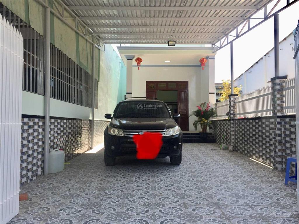 Cần bán nhà đường 21 tân hưng  215.8m2  2tỷ500   0909 525 *** ms nga
