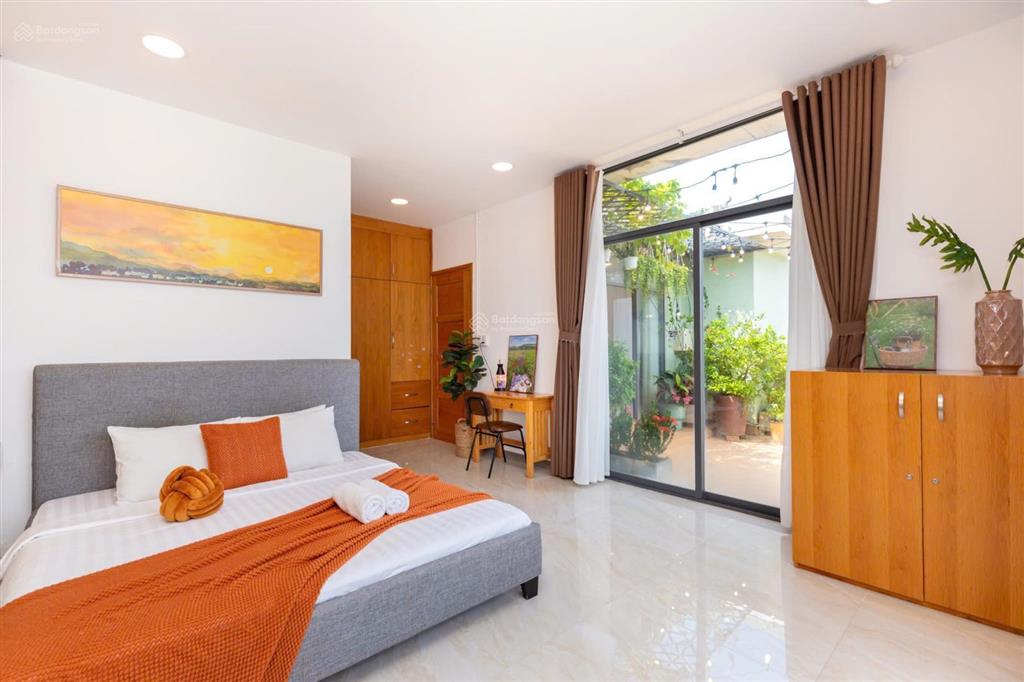 Cho thuê căn hộ penthouse 4pn tại tpvt,bãi biển bãi trước.giá22triệu/tháng 0909 525 *** ms.nga