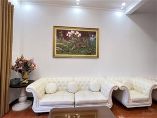 Cho thuê nhà 5pn trung tâm tpvt, biển bãi trước, full nội thất đẹp. giá 25tr/tháng  0909 525 ***