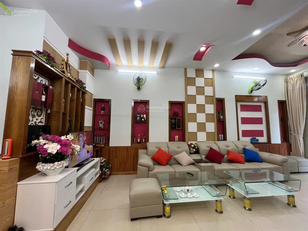 Bán nhà 4pn5wc full nội thất .hẻm đường lê hồng phong, p.4,vũng tàu.giá 5tỷ6000909 525 *** ms.nga