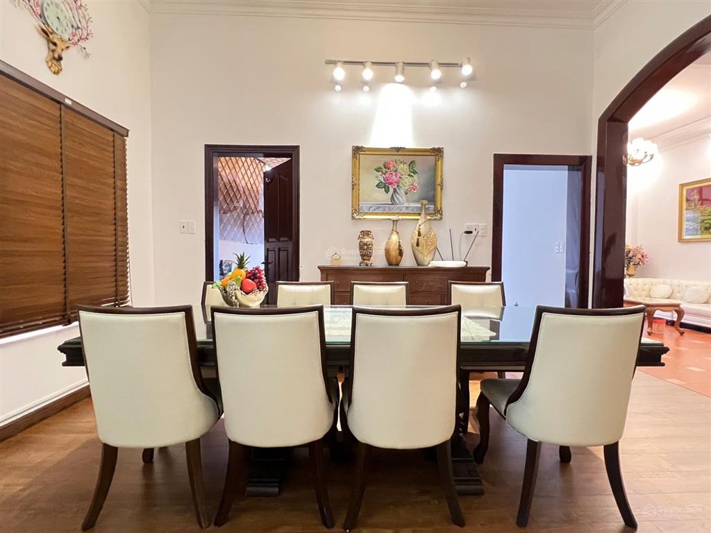 Cho thuê nhà 5pn trung tâm tpvt, biển bãi trước, full nội thất đẹp. giá 25tr/tháng  0909 525 ***