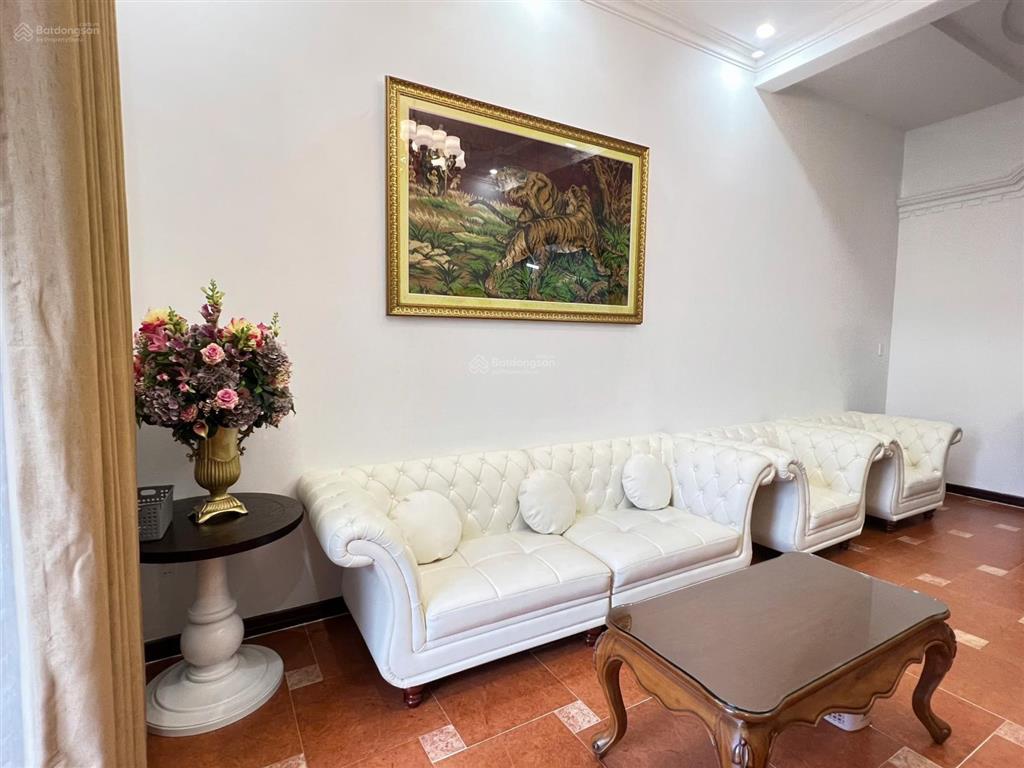 Cho thuê nhà 5pn trung tâm tpvt, biển bãi trước, full nội thất đẹp. giá 25tr/tháng  0909 525 ***
