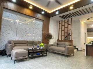 Bán nhà mặt tiền vip bờ bao tân thắng, quận tân phú đều 4m x22m. kinh doanh đa ngành nghề