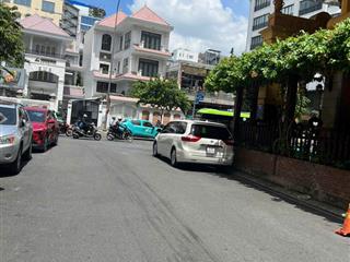Bán nhà góc 2mt đường phan văn trị quận 5 4 tầng lầu giá 8.9 tỷ