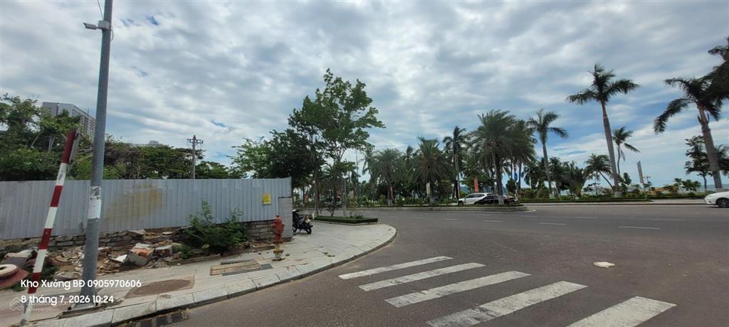 Cho thuê lô góc 2 mặt tiền view biển an dương vương