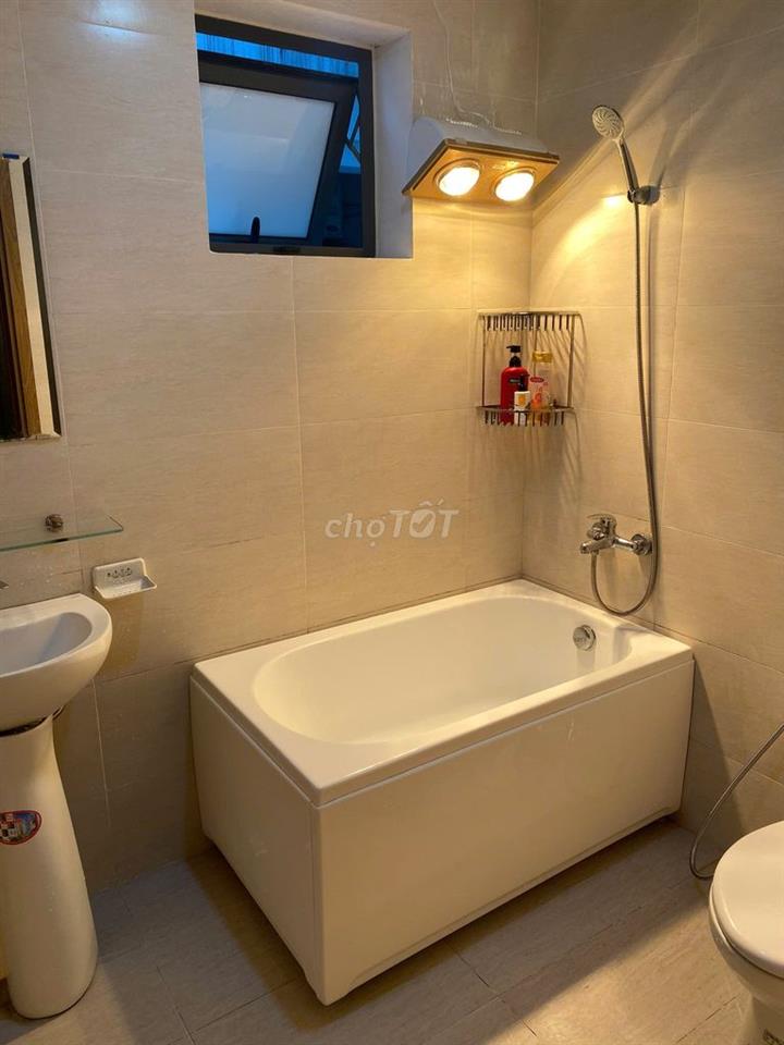 Căn hộ 70m2 mới tinh