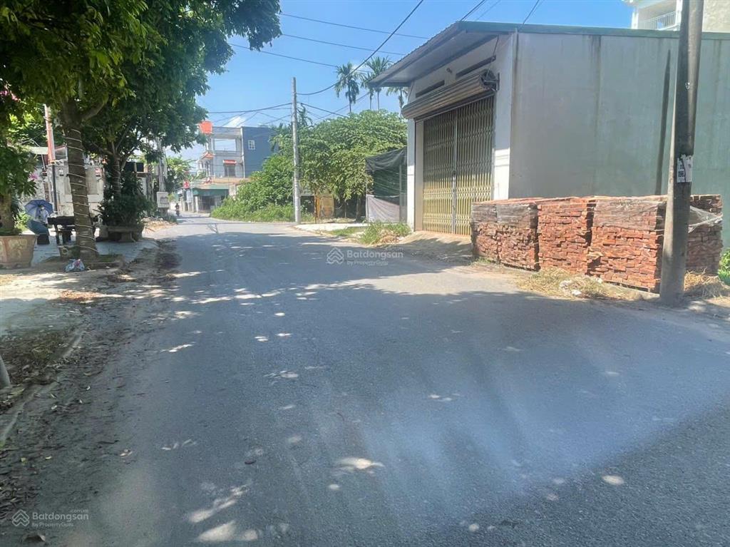 Bán đất đấu giá biên giang, gần ql6, trục chính oto tránh, kd, vỉa hè, 70m2, 6 tỷ. 0928 822 ***