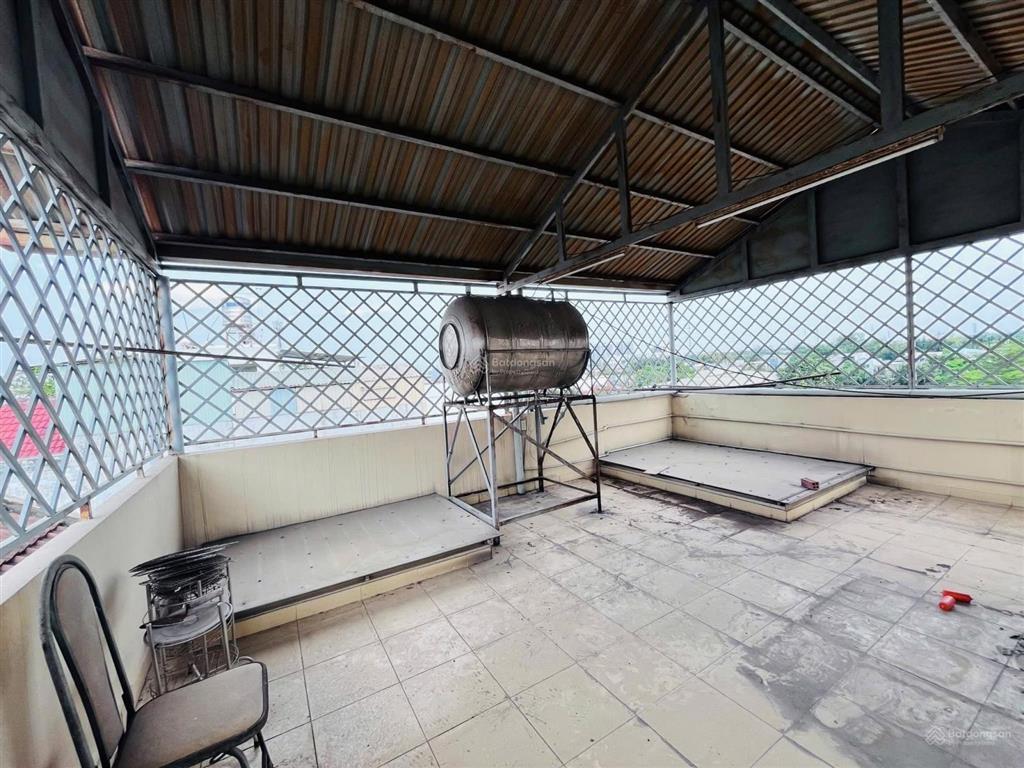 Nhà bán 3 tầng + st  6 x 16  96m2  mặt tiền đường 12m kdc bình hưng, bình chánh cũ. sổ hh công