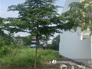 Bán lô đất 120m2( 5 x 24)  giá5tỷ500 tl mt 12m trước cviên kdc phú lợi hđ mua bán chưa móng