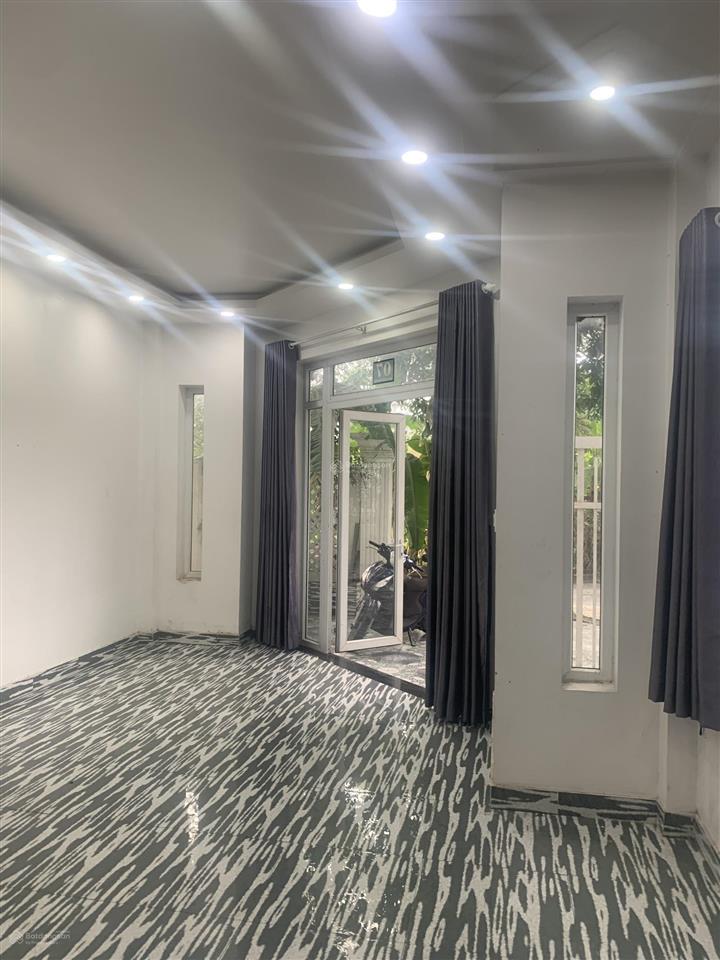 Nhà bán căn góc 6 tầng  7 x 19m  kdc 13c (greenlife) phong phú bình chánh cũ  sổ hh công đủ