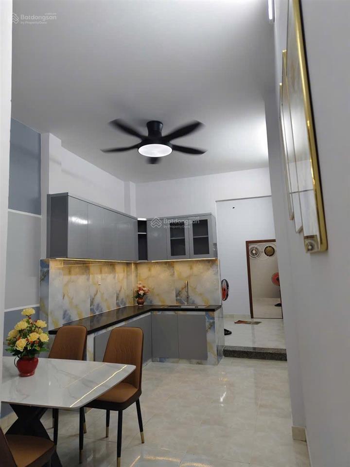 Nhà bán trệt, lầu mới đẹp full nội thất  62m2 (3x22) 3 pn, 2 wc  sàn và mái btct  sổ hồng hc đủ