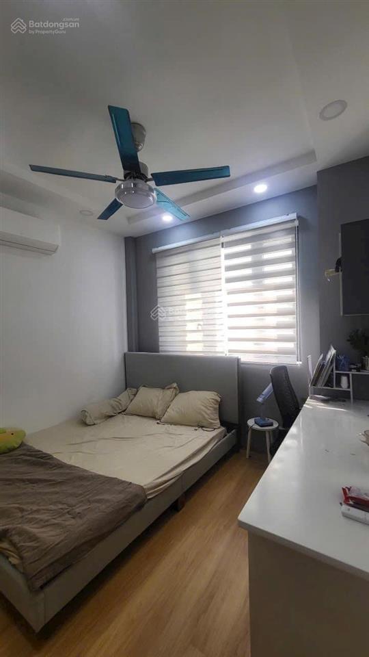 Nhà thuê 4 tầng đẹp5 x 1260m25 pn,4 wc full nội thất mt 12m kdc senturia nam saà gòn binh hưng