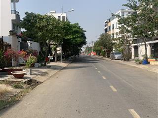 Bán lô đất nền biệt thự 8 x 25200m2  mt đường 16m kdc t30 xã bình hưng bình chánh. sổ đỏ cá nhân