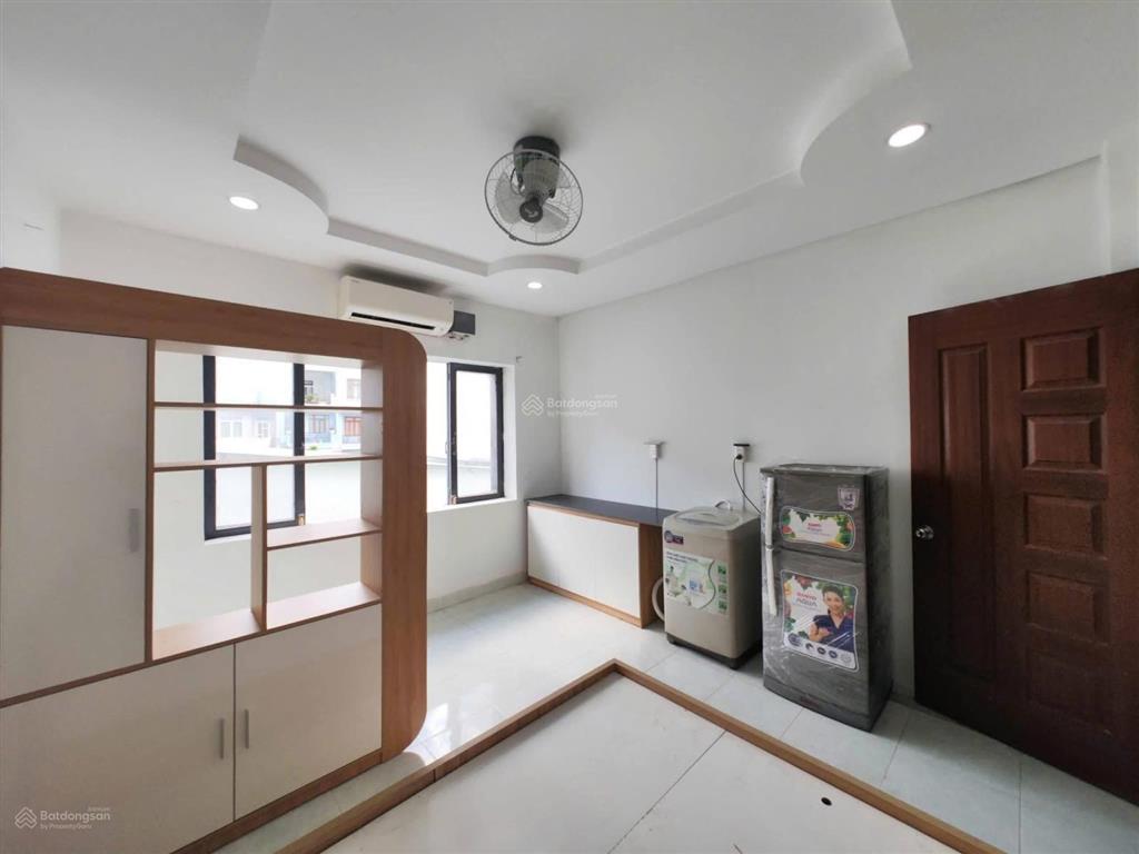 Nhà bán 3 tầng + st140m27 x 19,57pn,6 wc mặt tiền 12m kdc phong phú 5 xã phong phú bình chánh
