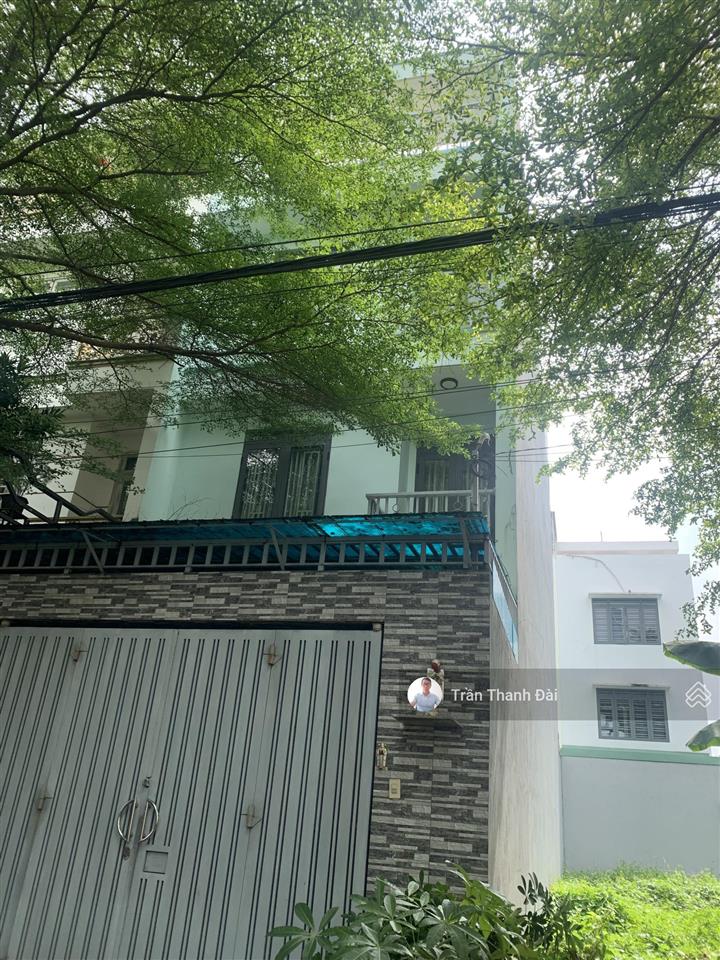 Nhà bán 4 tầng  5 x 22m  110m2 4pn, 5 wc giá 8tỷ6 tl mặt tiền 10m kdc phú lợi p7q8 cũ