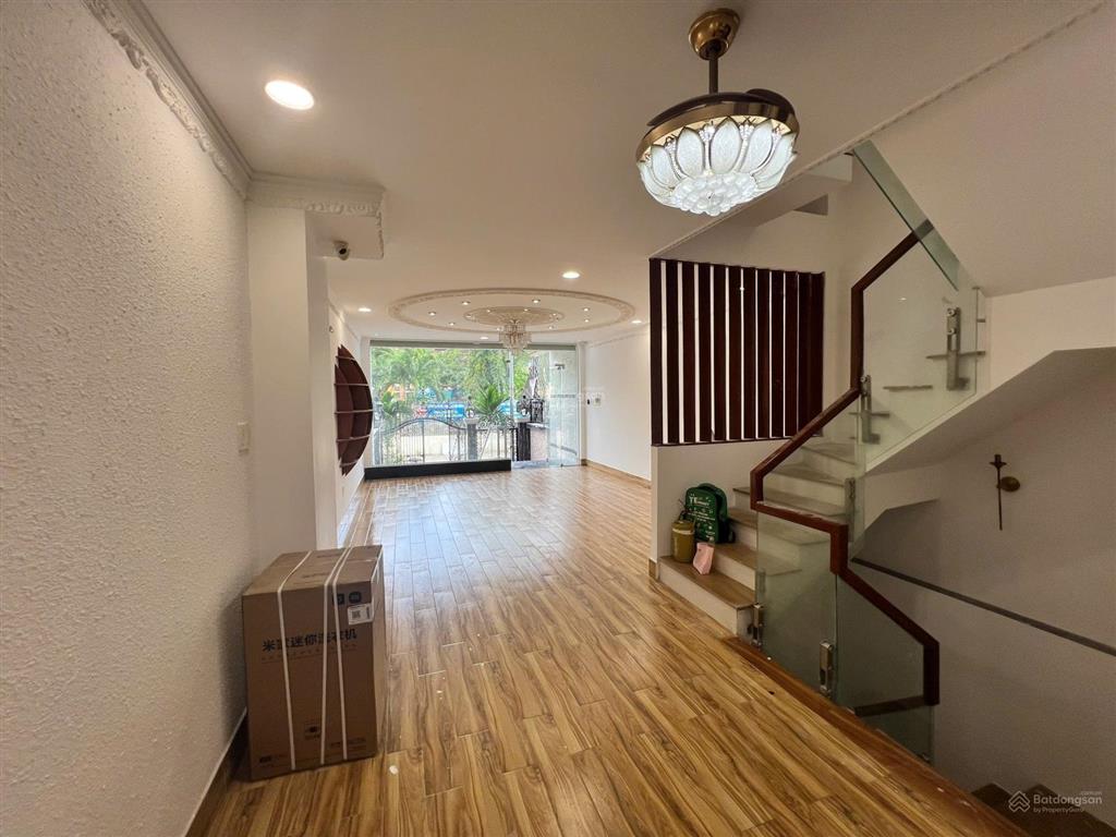 Nhà bán mới đẹphầmthang máy110m5 x 22 mặt tiền 12m kdc đại phúc green villa sát bình hưng, bc