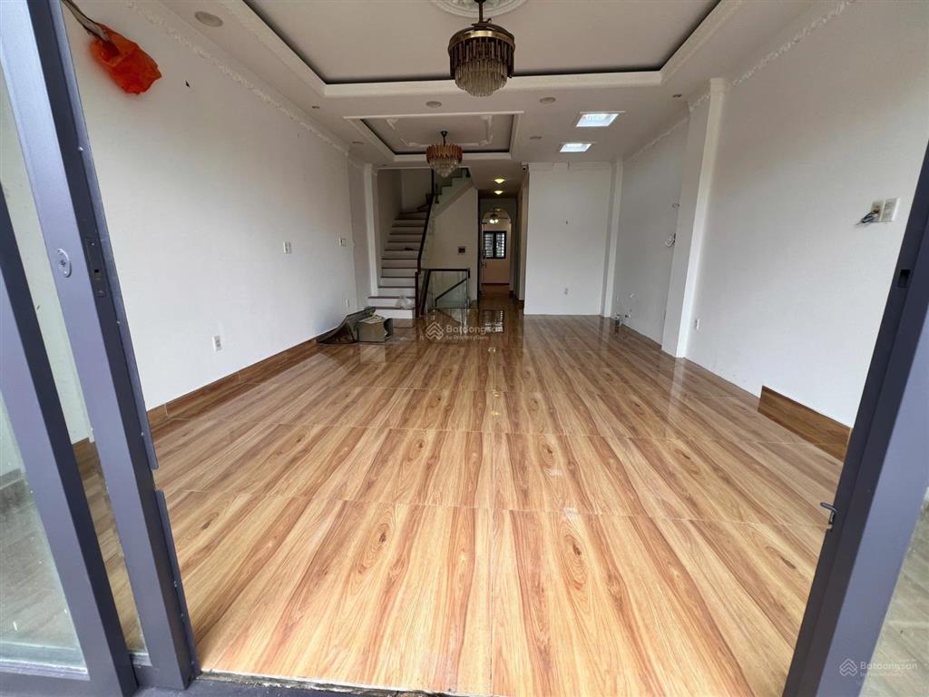 Nhà bán mới đẹphầmthang máy110m5 x 22 mặt tiền 12m kdc đại phúc green villa sát bình hưng, bc