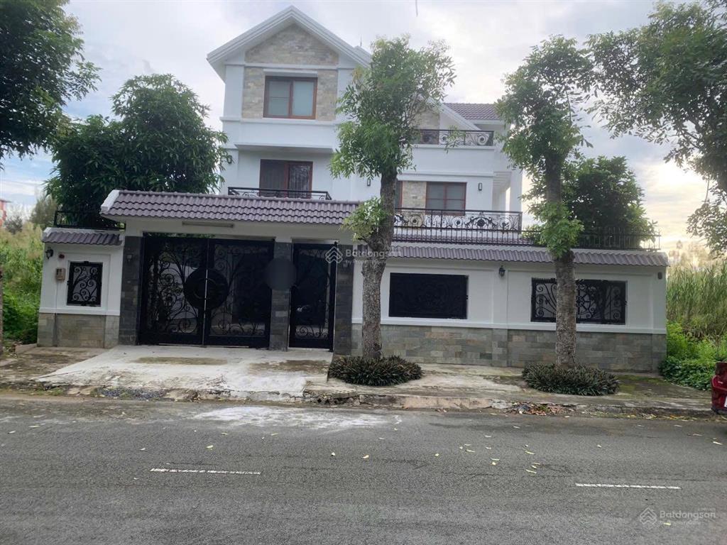Bán biệt thự view sông 3 tầng 15 x 20301m2mt đường 20m kdc 13c greenlife, xã phong phu cũ, bc