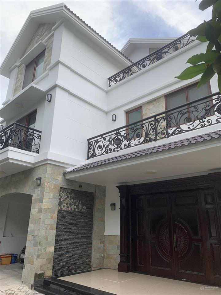 Bán biệt thự view sông 3 tầng 15 x 20301m2mt đường 20m kdc 13c greenlife, xã phong phu cũ, bc