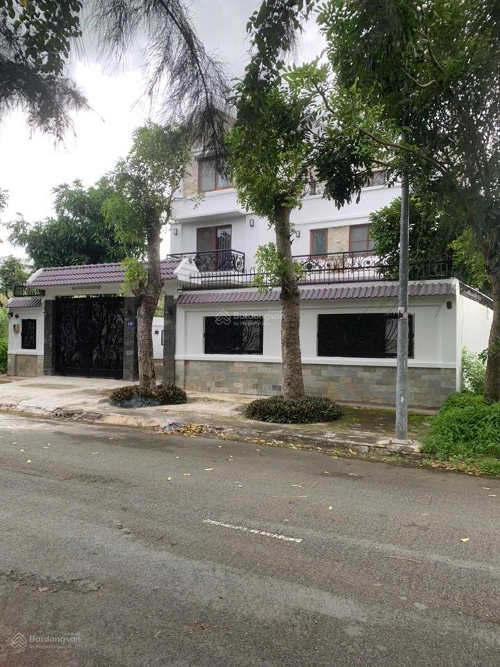 Bán biệt thự view sông 3 tầng 15 x 20301m2mt đường 20m kdc 13c greenlife, xã phong phu cũ, bc