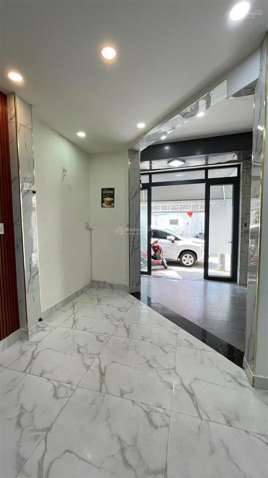 Nhà bán căn góc vị trí hẻm ô tô 3 tầng+lửng52,6m23,7 x 13 nở hậu 4,3m đường nguyễn trãi p2q5 cũ