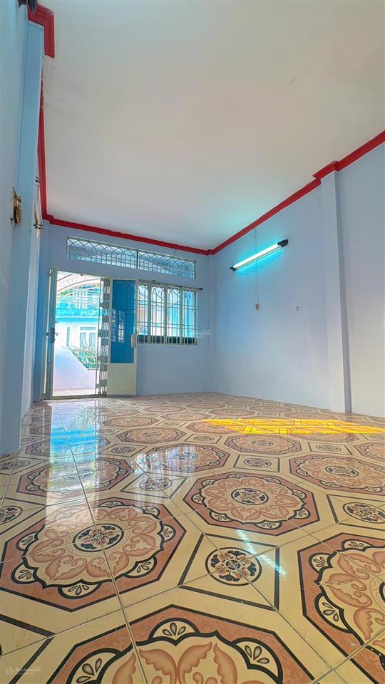 Nhà bán 3 tầng+ st53m23,5 x 15,7(nở hậu 3,8m) 4 pn,3 wchẻm xe tải kinh doanh tốt âu dương lân