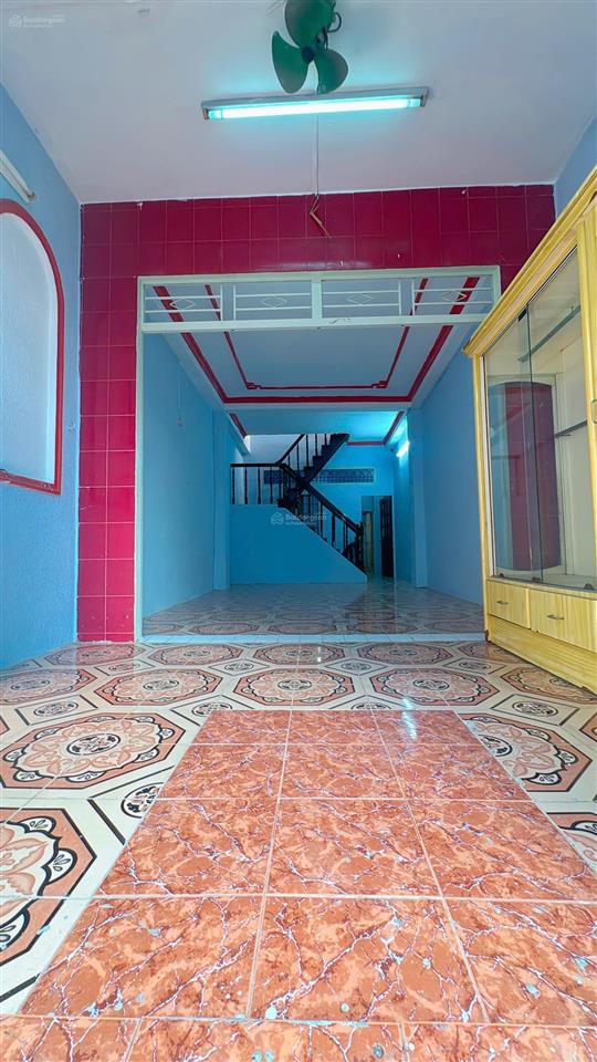 Nhà bán 3 tầng+ st53m23,5 x 15,7(nở hậu 3,8m) 4 pn,3 wchẻm xe tải kinh doanh tốt âu dương lân