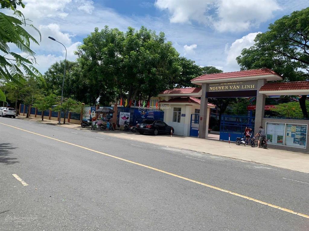 Bán đất nền 5 x 20100m2 mt đường 12mgiá4tỷ380 tlkdc an phú tây bình chánh sỏi đỏ cá nhân