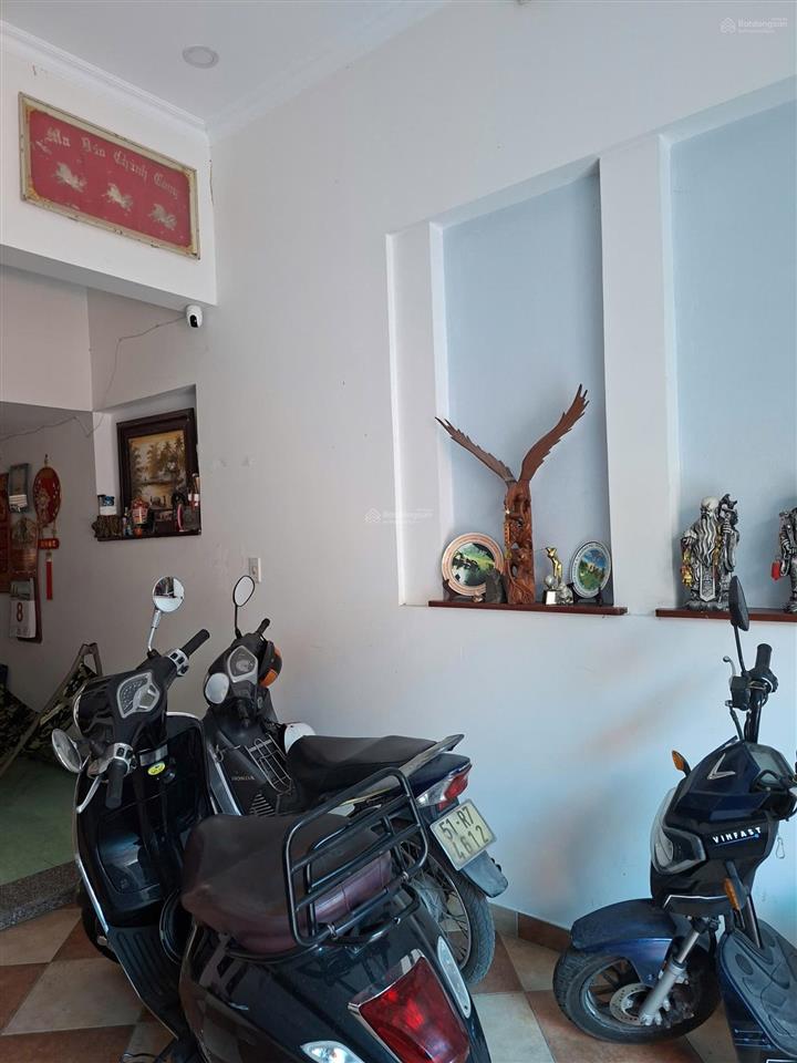 Nhà bán trệt,lửng,3 lầu+ sân thượng5 pn 5 x 17mặt tiền 12m kdc greenlife 13c xã bình hưng mới