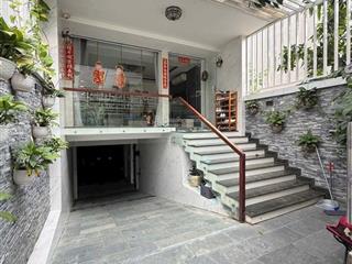 Nhà bán hầm +4 tầng thang máy 5 x 22110m25 pn,full nội thất cao cấp kdc đại phúc, bình hưng, bc