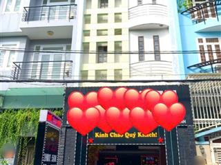 Bán khách sạn 21 phòng4 tầng5 x 20100m2 kdc trung sơn đường 12m xã bình hưng, bcgiá17 tỷ tl