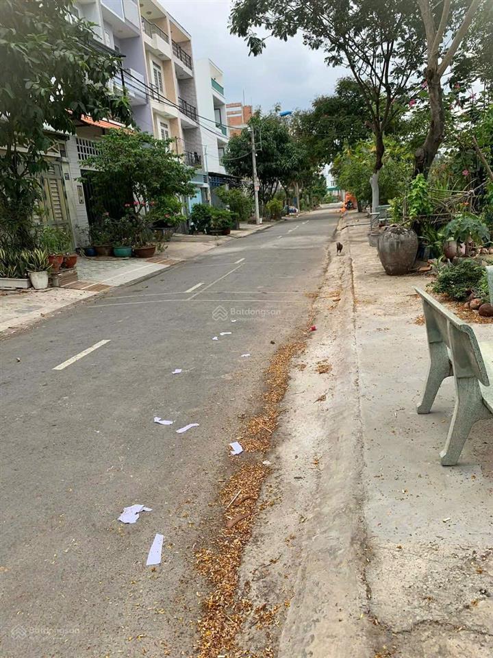 Nhà bán 4 tầng 5 x 20100m2dt sàn250m25 pn,5 wc mặt tiền đường 12m kdc phú lợi p7q8.sổ hc đủ