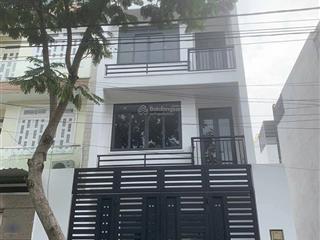 Nhà bán 4 tầng 5 x 20100m2dt sàn250m25 pn,5 wc mặt tiền đường 12m kdc phú lợi p7q8.sổ hc đủ