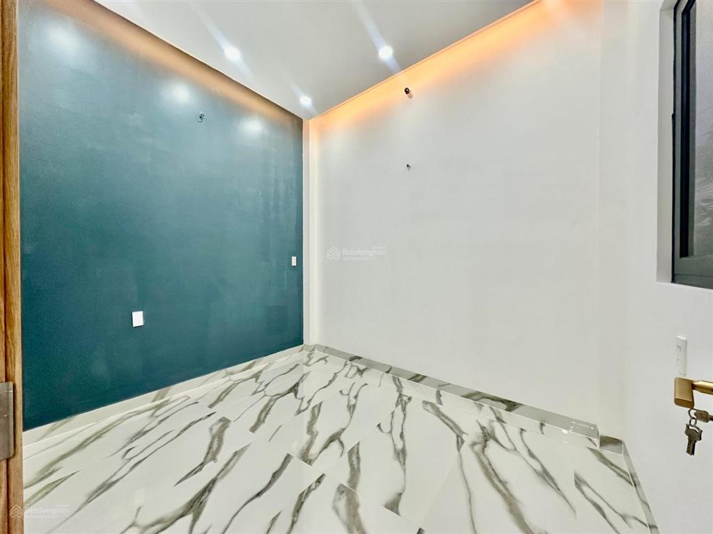 Nhà bán c góc 4 tầng xây mới 100%3,6 x 145 pn,4 wc hẻm thông 4m dương bá trạc nguyễn t tần p2q8