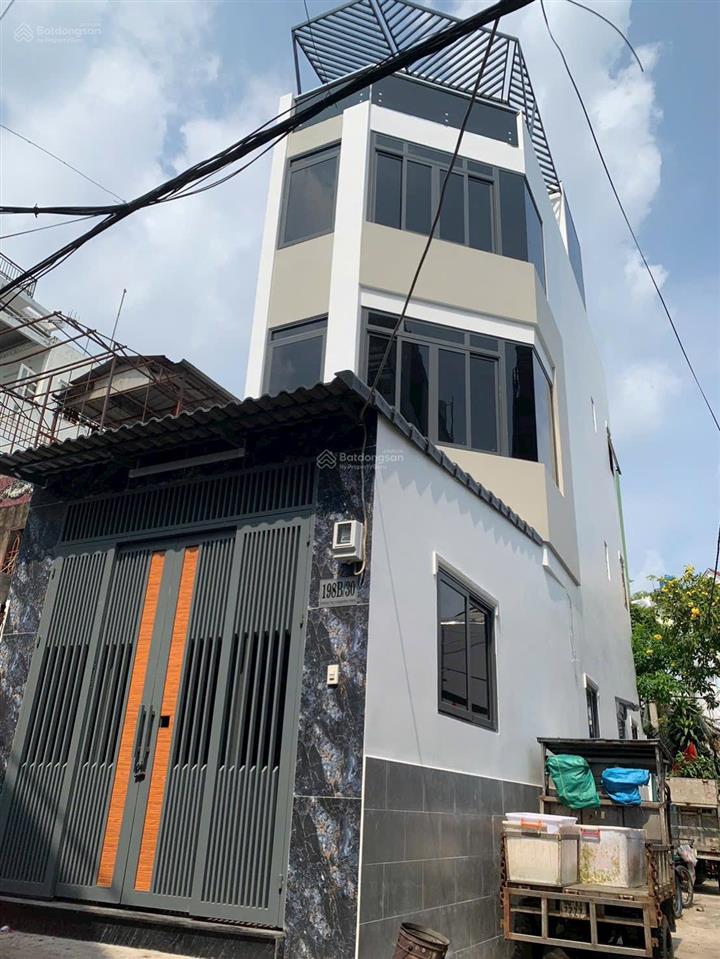 Nhà bán c góc 4 tầng xây mới 100%3,6 x 145 pn,4 wc hẻm thông 4m dương bá trạc nguyễn t tần p2q8