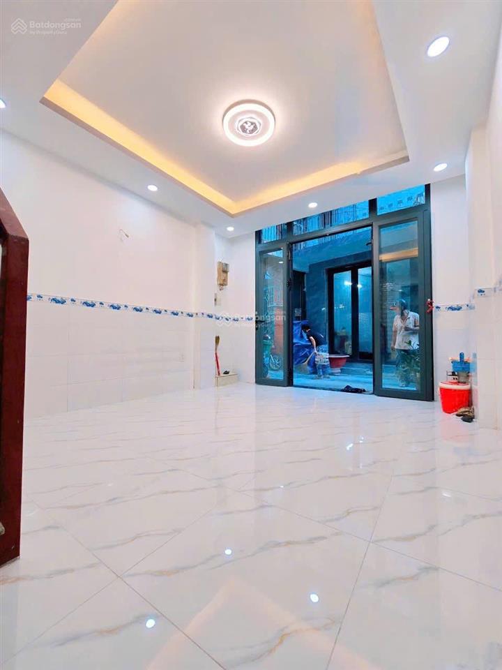 Nhà bán 3 tầng + st3,8 x 105 pn,5 wc hẻm thông gần mt dạ nam p2q8giá5tỷ89 tl. sổ hh công đủ