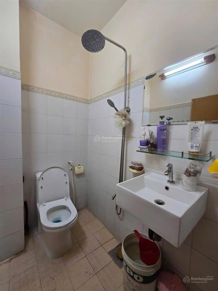 Nhà bán 3 tầng 3.3x15,8m45m2  4 pn, 3 wc mặt tiền đường nhựa 10m thông hưng phú p9 q8. sổ hồng hc