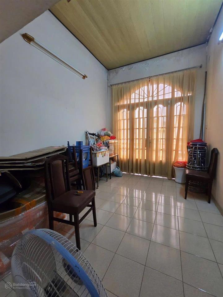 Nhà bán 3 tầng 3.3x15,8m45m2  4 pn, 3 wc mặt tiền đường nhựa 10m thông hưng phú p9 q8. sổ hồng hc