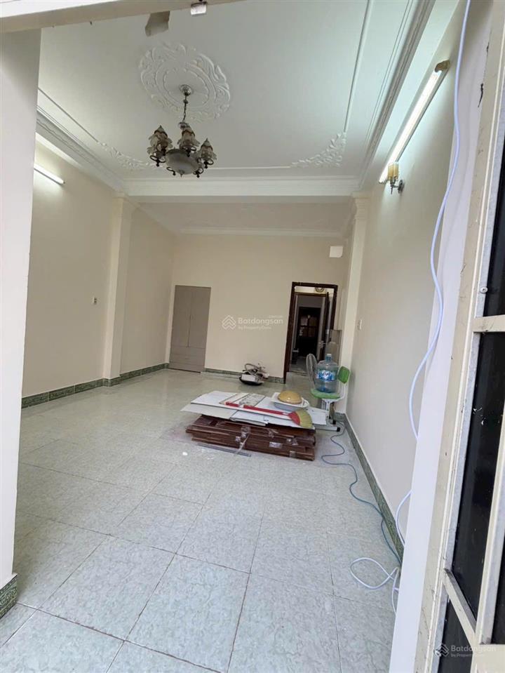 Nhà bán 4 tầng  4 x 20  80m2  4pn, 4 wc mặt tiền 12m kdc bình hưng xã bình hưng bc. sổ hồng hc