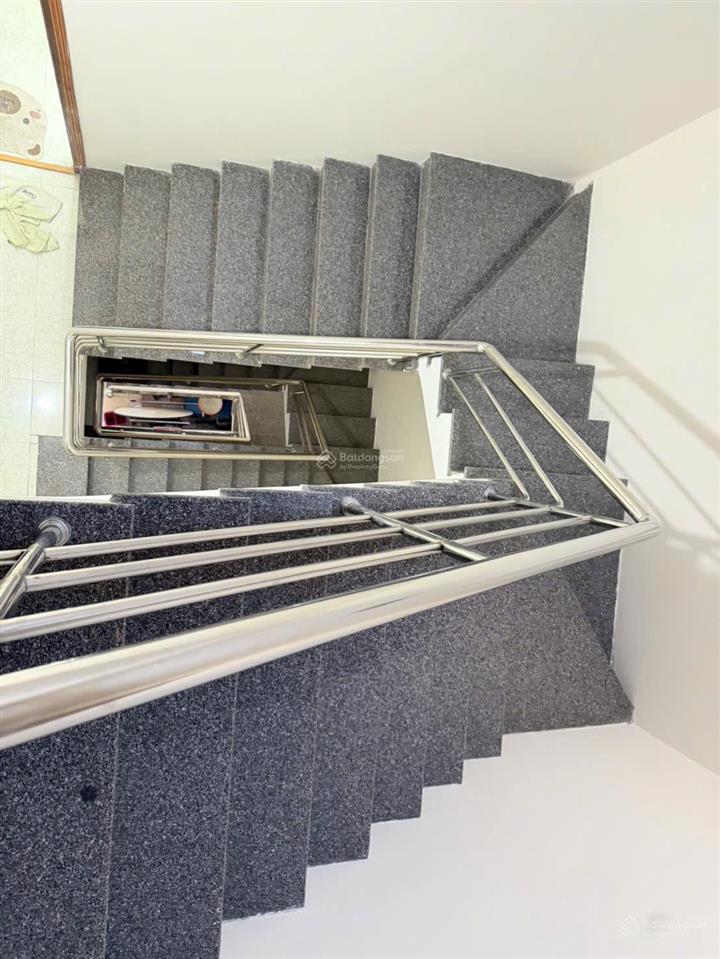 Nhà bán 4 tầng  4 x 20  80m2  4pn, 4 wc mặt tiền 12m kdc bình hưng xã bình hưng bc. sổ hồng hc