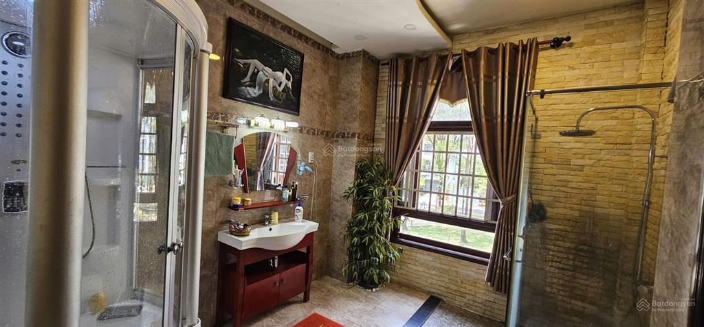 Nhà bán 3 tầng+st7 x 19,5136,5m25 pn,5 wc full nội thất kdc phong phú 5 nay xã phong phú, bc cu