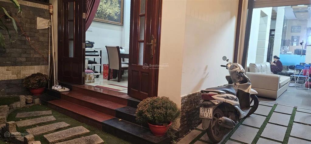Nhà bán 3 tầng+st7 x 19,5136,5m25 pn,5 wc full nội thất kdc phong phú 5 nay xã phong phú, bc cu