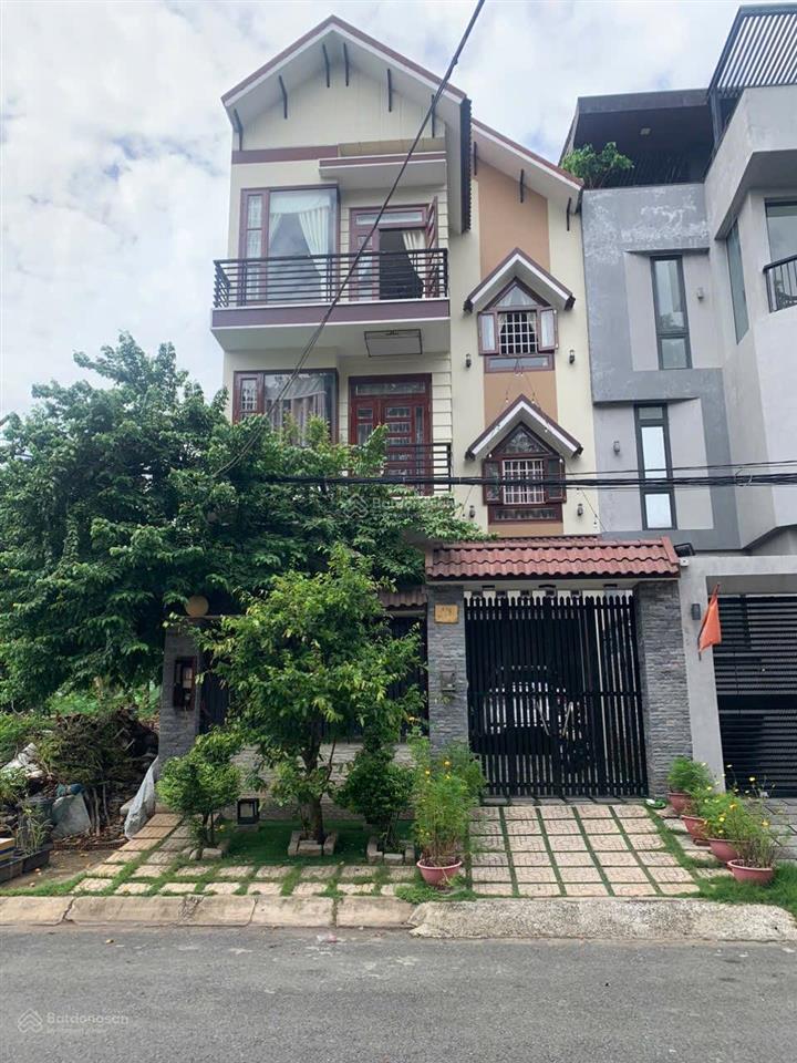 Nhà bán 3 tầng+st7 x 19,5136,5m25 pn,5 wc full nội thất kdc phong phú 5 nay xã phong phú, bc cu