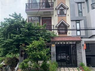 Nhà bán 3 tầng+st7 x 19,5136,5m25 pn,5 wc full nội thất kdc phong phú 5 nay xã phong phú, bc cu
