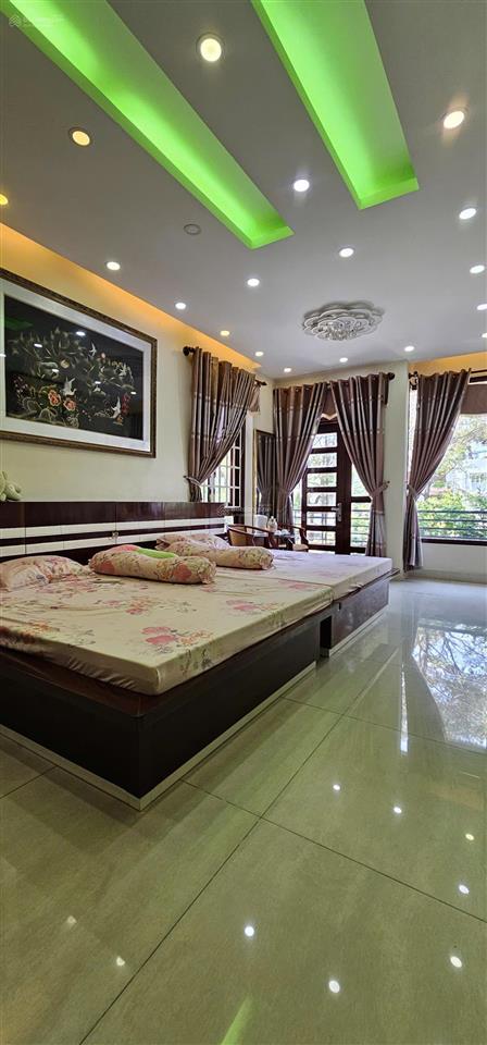 Nhà bán 3 tầng+st7 x 19,5136,5m25 pn,5 wc full nội thất kdc phong phú 5 nay xã phong phú, bc cu