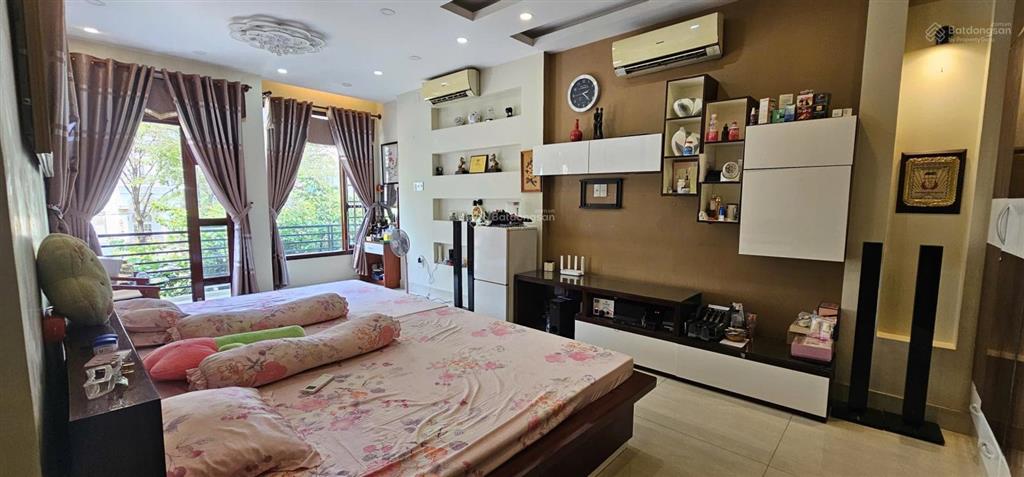 Nhà bán 3 tầng+st7 x 19,5136,5m25 pn,5 wc full nội thất kdc phong phú 5 nay xã phong phú, bc cu