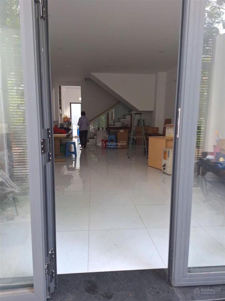 Nhà bán 4 tầng 5 x 1995m24pn,5 wc7tỷ25tl m tiền 12m kdc gia hoà xã phong phú bình chánh cũ shhc