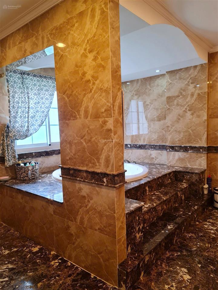 Nhà bán biệt thự mini 3 tầng  8,5 x 18  153m2  4 pn, 5 wc  kdc conic 13b phong phú, bình chánh.