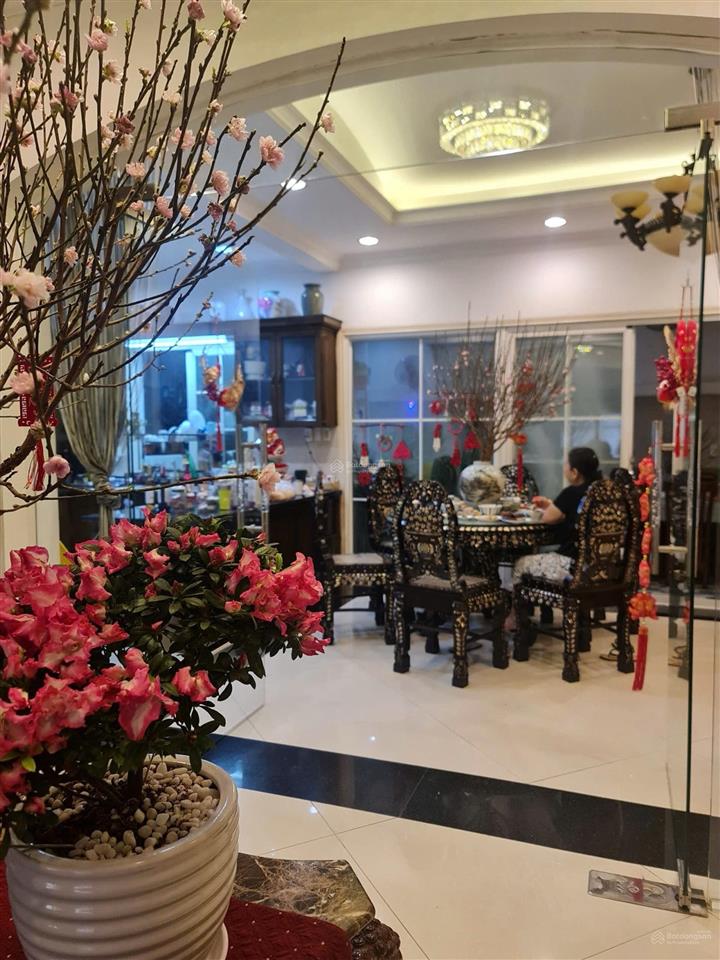 Nhà bán biệt thự mini 3 tầng  8,5 x 18  153m2  4 pn, 5 wc  kdc conic 13b phong phú, bình chánh.